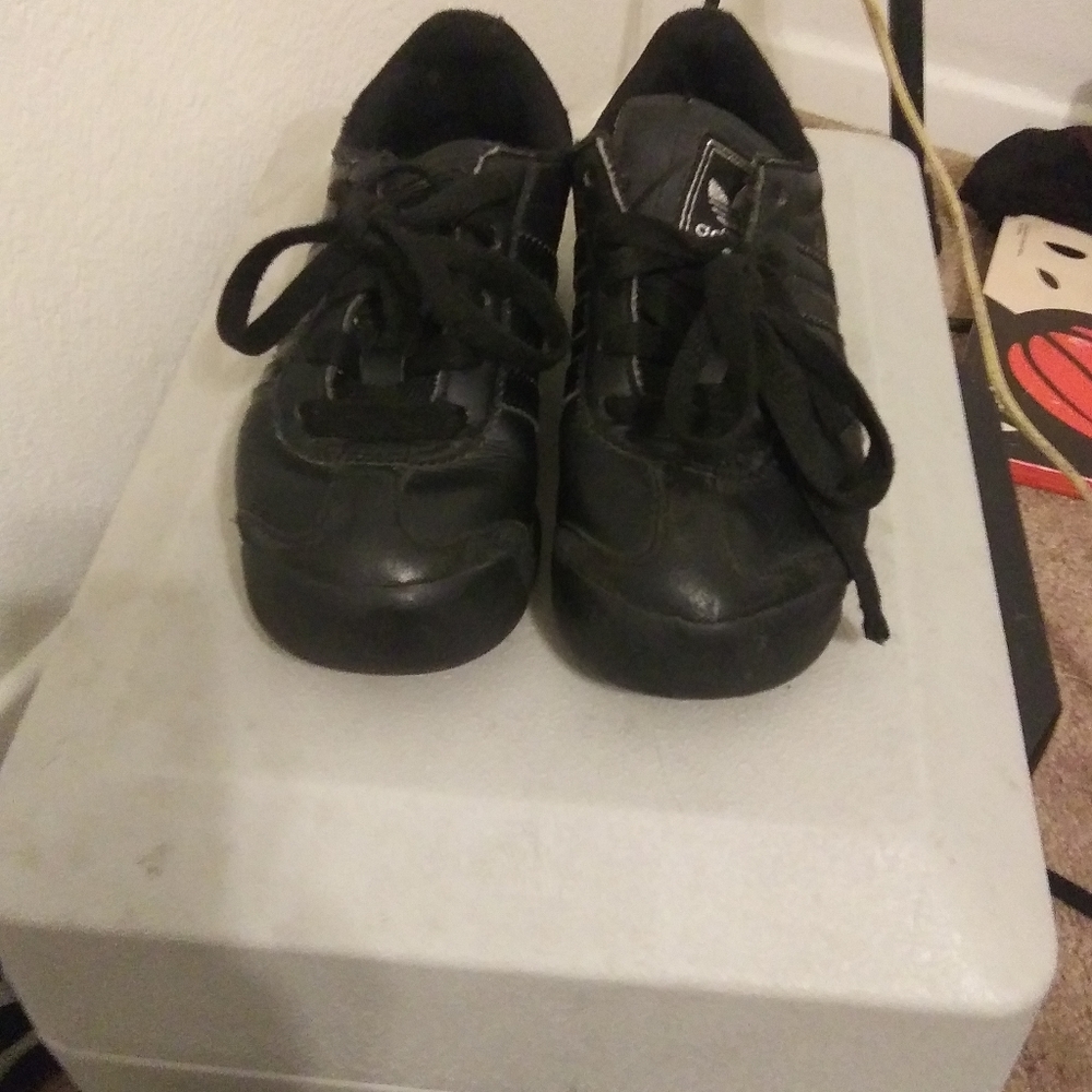 Adidas Soma Sneakers